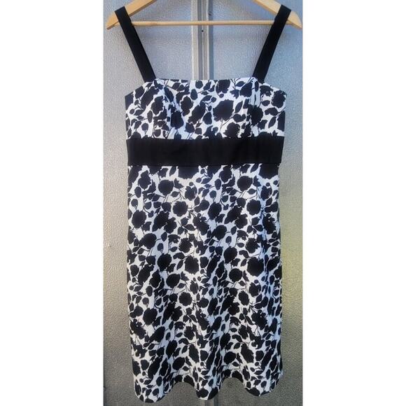 BCBG Paris Knee Length Black & White Floral Empire Waist Sundress Size 10 - Picture 1 of 7